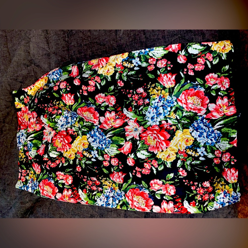 Floral Pencil Skirt